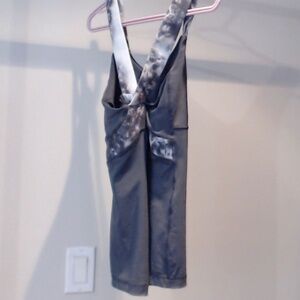 Lululemon grey fog Top